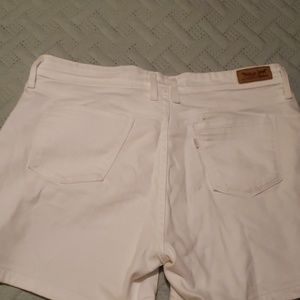 Levi shorts